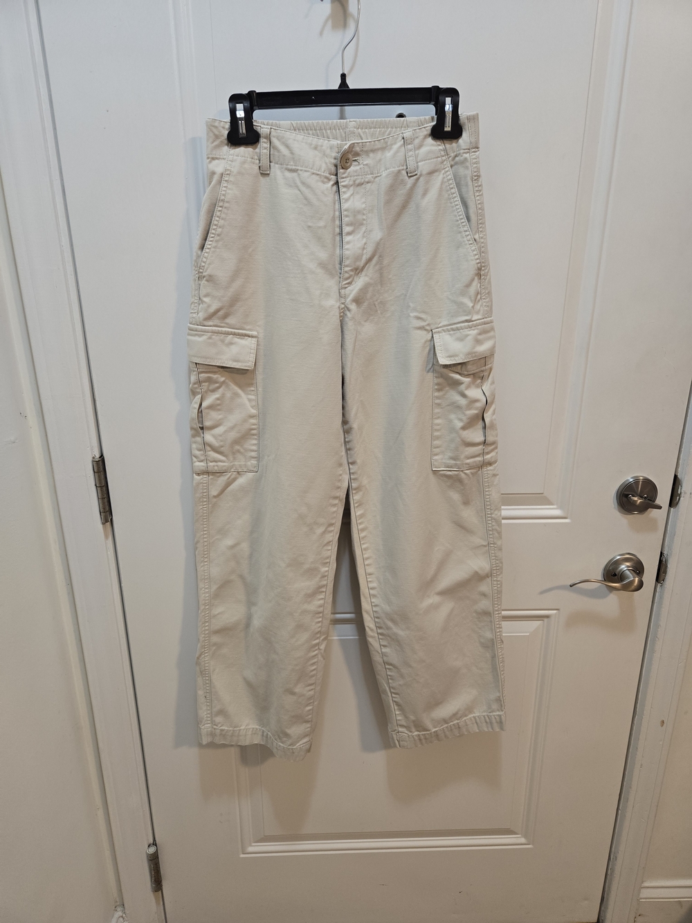 Uniqlo Cream Wide-Leg Cargo Pants